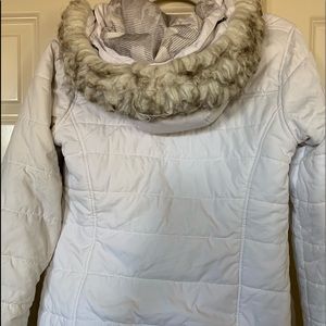 Women’s white jacket- size small